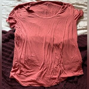 Denver Hayes Coral Short Sleeve Tee